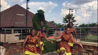 Best Igbo dance moves during video production [upl. by Halliday282]