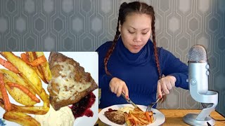 MUKBANG Fetaost fylld lövbiff med klyftpotatis  Feta cheese stuffed steak with potato wedges [upl. by Polky182]