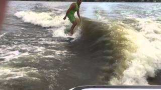 Go Surf Assist Moomba Outback [upl. by Loralyn]