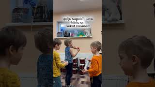 Mūzikas nodarbībā bērnudārzā Laimes Lācis Music lesson in preschool Laimes Lācis preschool [upl. by Arenat]