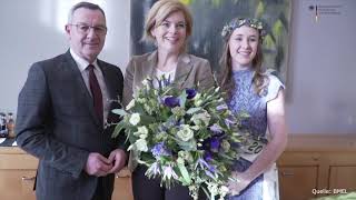 Westersteder Blumenfee plaudert mit Ministerin [upl. by Natalie73]