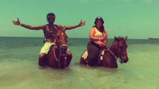 Horseback Riding on the beach in Roatán Honduras [upl. by Vokay]