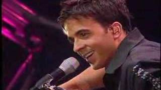 Luis Fonsi  Para vivir en vivo  completo [upl. by Affrica385]