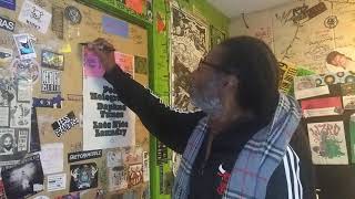 Tim Jackson Editorial Cartoonist leaving autograph at WZRD Chicago 883 FM 3162020 [upl. by Whittaker]