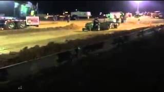 Zellwood Jan 2016 Super Pull side line view of crash of outlaw tractor [upl. by Annekim]