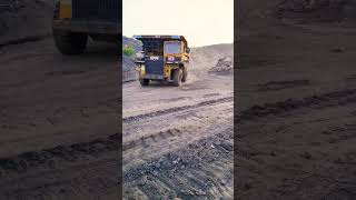 ECLbig truck coal mines catrpilar holpakytshorts shortvideo😱😱😱 [upl. by Shani]