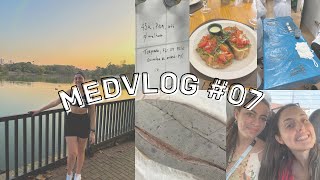 MedVlog na Unicamp 07  Prática de cirurgia treinos almoço com as besties trabalho e UPA [upl. by Farica910]