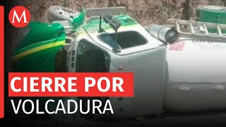 En Oaxaca se registró la volcadura de una pipa de gas [upl. by Ehrman915]