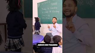 Junior Kids Teaching❓🇮🇳 Reading Poem  VRS  The Social Guru [upl. by Blossom]