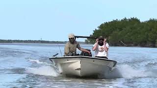 Flamingos in Flamingo  Conchfish 16 homebuilt skiff NEW Tohatsu 30hp [upl. by Sihtam]