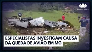 Avião se desintegra no ar em ItapevaMG  Jornal da Noite [upl. by Caldwell]