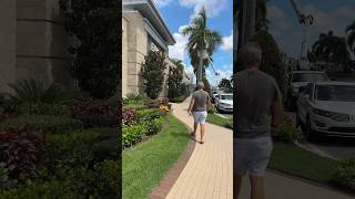 Homewood suitesHilton close to all restaurants bars UTC shopping mall A locationtravelvlog [upl. by Nauqed]