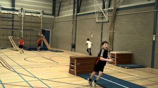 SRO  Freerunning in het basisonderwijs [upl. by Eislel]