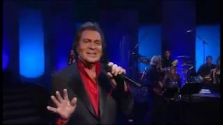 Jenny Ing with Engelbert Humperdinck [upl. by Schonfeld]