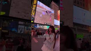 Sarina wird ÜBERRASCHT 😮 Pferde auf XXL Leinwand am Times Square in New York 😱😱 ViktoriaSarina [upl. by Vladi367]