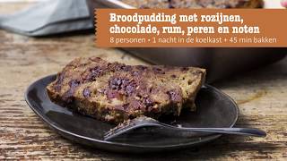 Broodpudding met rozijnen chocolade rum peren en noten [upl. by Delanos143]