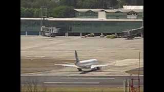 Guatemala Aterrizaje y Despegue en Aeropuerto Internacional La Aurora [upl. by Emirac460]