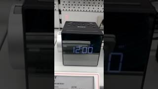 Sony Clock Radio with Time Projector  ICFC1PJ  Auto Set Dual Alarm [upl. by Poppy]