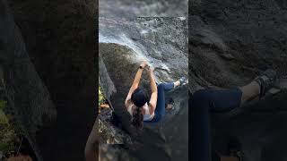 Tatonka v9 Squamish  this climb really lit up my synovitis 🥲 climbing [upl. by Locklin]