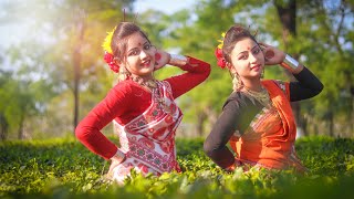 মনে করি আসাম যাব 😍😍  Mone Kori Assam Jabo Dance  Folk Dance  Ankita and Riya  DB Creation [upl. by Ssecnirp314]