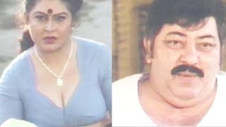 Amjad Khan Staring at Womans Cleavage  Danga Fasad Comedy Scene [upl. by Nylehtak]