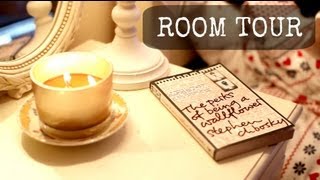 Room Tour Festive Edition  Zoella [upl. by Herwin]