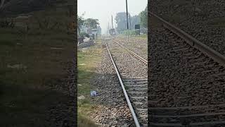 Check the horn sound of GEU20 4561 Leading 39UP Jaffar Express Departuring Kot Lakhpat Station [upl. by Velick]