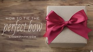 How to Tie the Perfect Bow [upl. by Tera]