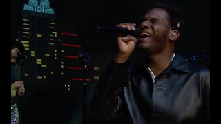 Leon Bridges – Sweeter ACL Live Performance [upl. by Ligriv]