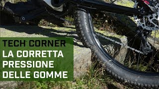 La corretta pressione delle gomme [upl. by Rapsag]