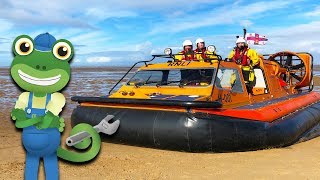 Hovercraft For Kids  Geckos Real Vehicles  Vehicles For Kids  Educational Videos For Children [upl. by Daniell802]