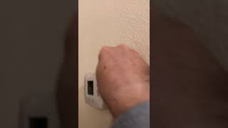 How to change batteries in AC Thermostat Honeywell [upl. by Jeromy]