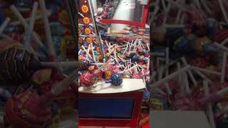 LOLLIPOPS 🍭 CANDIES MACHINE asmr trending candiesmachine shorts viralvideo candy machine [upl. by Mills]