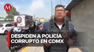 VIDEO Policía extorsiona a motociclista en CdMx [upl. by Norrahs]