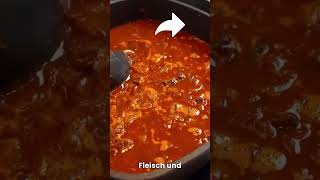 Perfektes Rindsgulasch mit nur wenigen Zutaten Omas Rezept [upl. by Nickolaus]