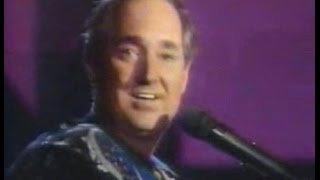 NEIL SEDAKA Live Slow Version  BREAKING UP IS HARD TO DO [upl. by Eserrehs]