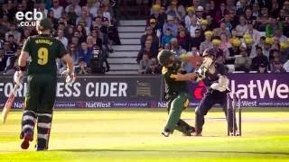 Blast16 QF highlights Notts Outlaws v Essex Eagles [upl. by Luapnhoj]