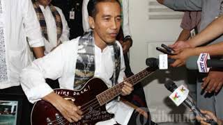 pakde Jokowi nyanyi lagu asmara kalibrasi [upl. by Templas]