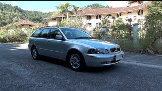 2003 Volvo V40 20T StartUp Full Vehicle Tour and Quick Drive [upl. by Richter894]