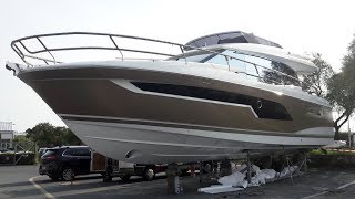 Jeanneau Prestige 520 wrapping ou covering champagne métallisé [upl. by Cuyler672]