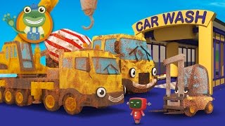 Cleaning Muddy Construction Trucks in the Car Wash with Geckos Garage  Diggers for Children [upl. by Vogeley]