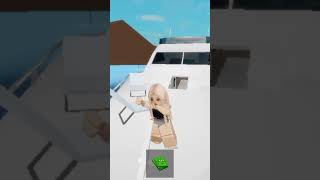 Mambo salentino🤣 dance music roblox [upl. by Madda782]