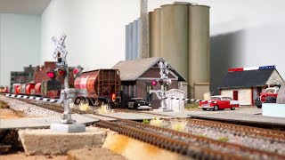 Beautiful Model Railroad HO Scale Gauge Train Layout with CP Locomotives [upl. by Whittaker221]