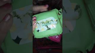 face wipes ytshort onlineshopping likeandsubscribe messhoshopping radheradhe trandingshorts [upl. by Uchish]