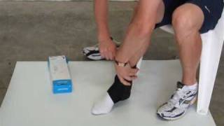 Aircast Airsport Ankle Brace Black  firstaid4sportcouk [upl. by Ronoh]