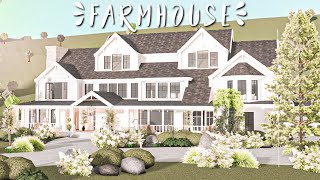 Cheap Farmhouse Bloxburg Mansion WITH VOICE [upl. by Prowel]