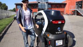 Renault Twizy 2013 Test  Sjov lille billig elbil [upl. by Heer224]