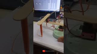 Robot diseñado con interfaz en LabVIEW [upl. by Dahlia663]