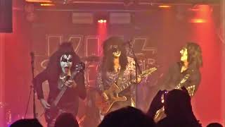 Kiss Tribute Band  War Machine [upl. by Sehguh]