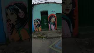 Graffitis arte o vandalismo bogotacolombia bike motovlog bikelover amor [upl. by Heller]